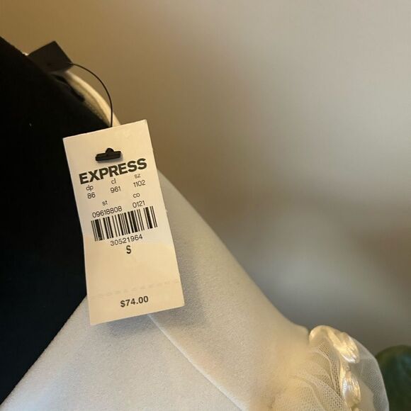 Express cream body suit - Picture 3 of 3